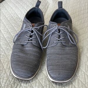 IZOD Men's Gray Drift Shoes